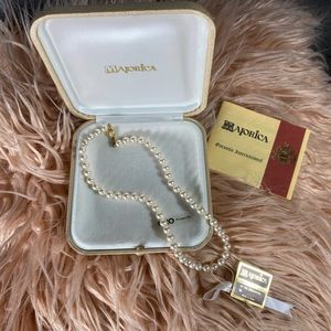 NWT Majorca Pearl Necklace